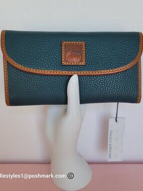 DOONEY & BOURKE Pebbled Grain Leather Continental Clutch Wallet- Teal color⭐